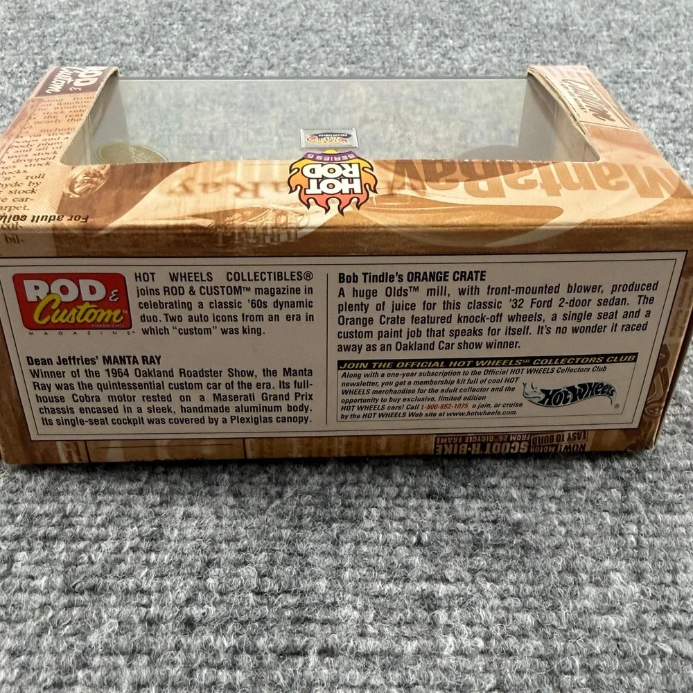Hot Wheels Rod & Custom 2 Car Set Orange White Manta Ray Orange Crate